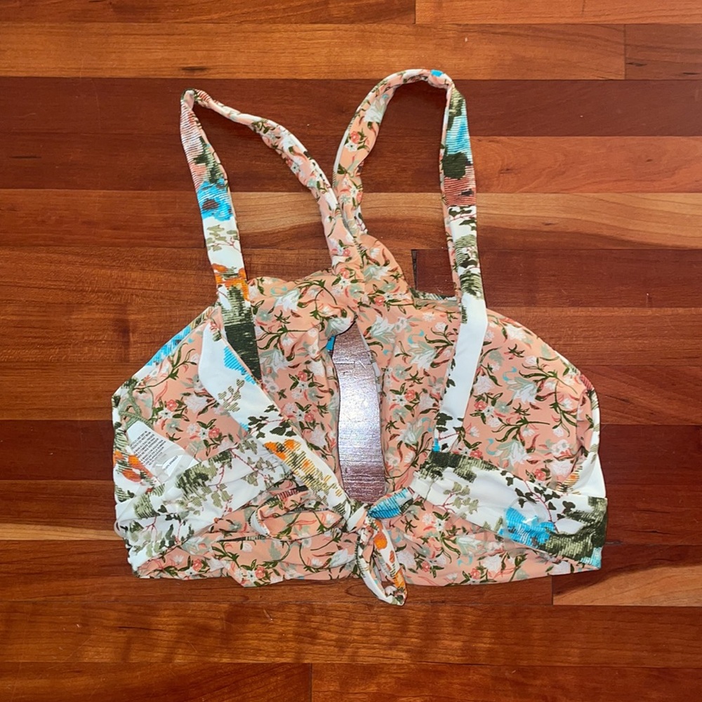 Soluna Swim Reversible Roses Halter Crisscross Bikini Top SZ L NWOT - Picture 5 of 6